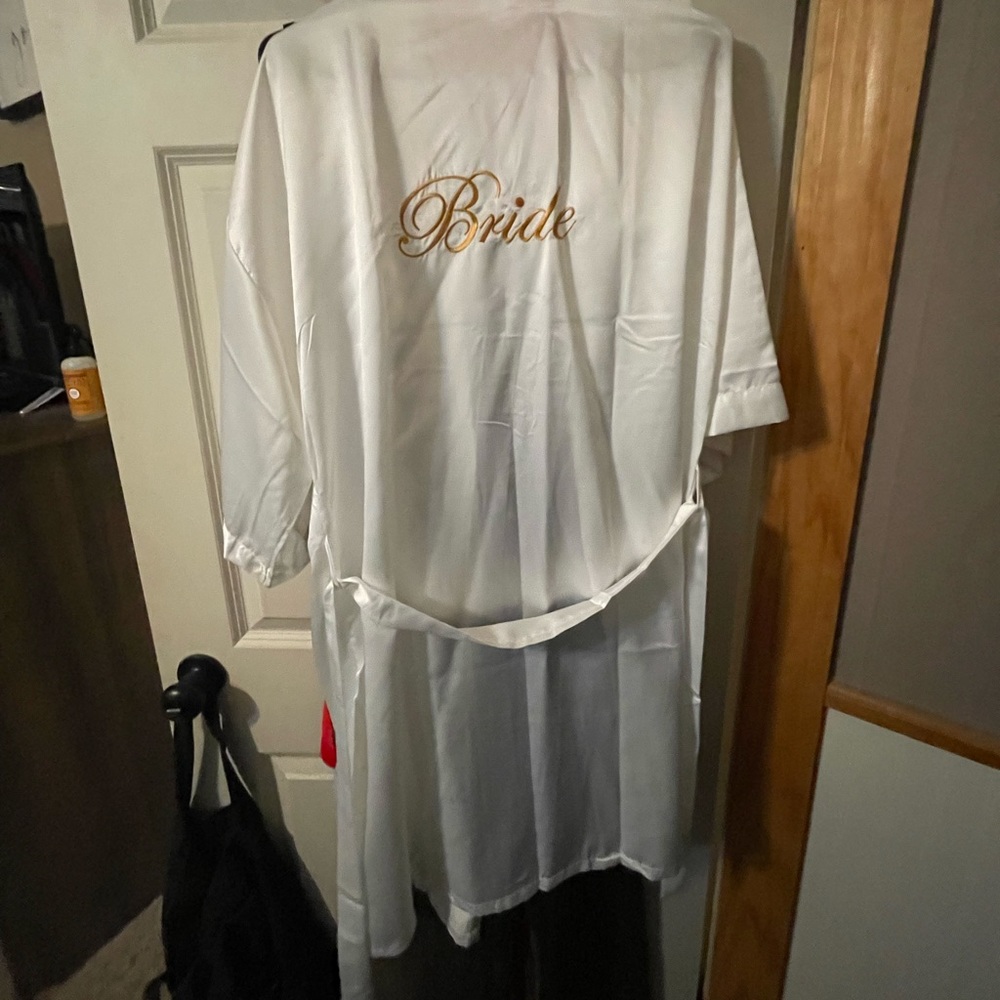 Bride robe